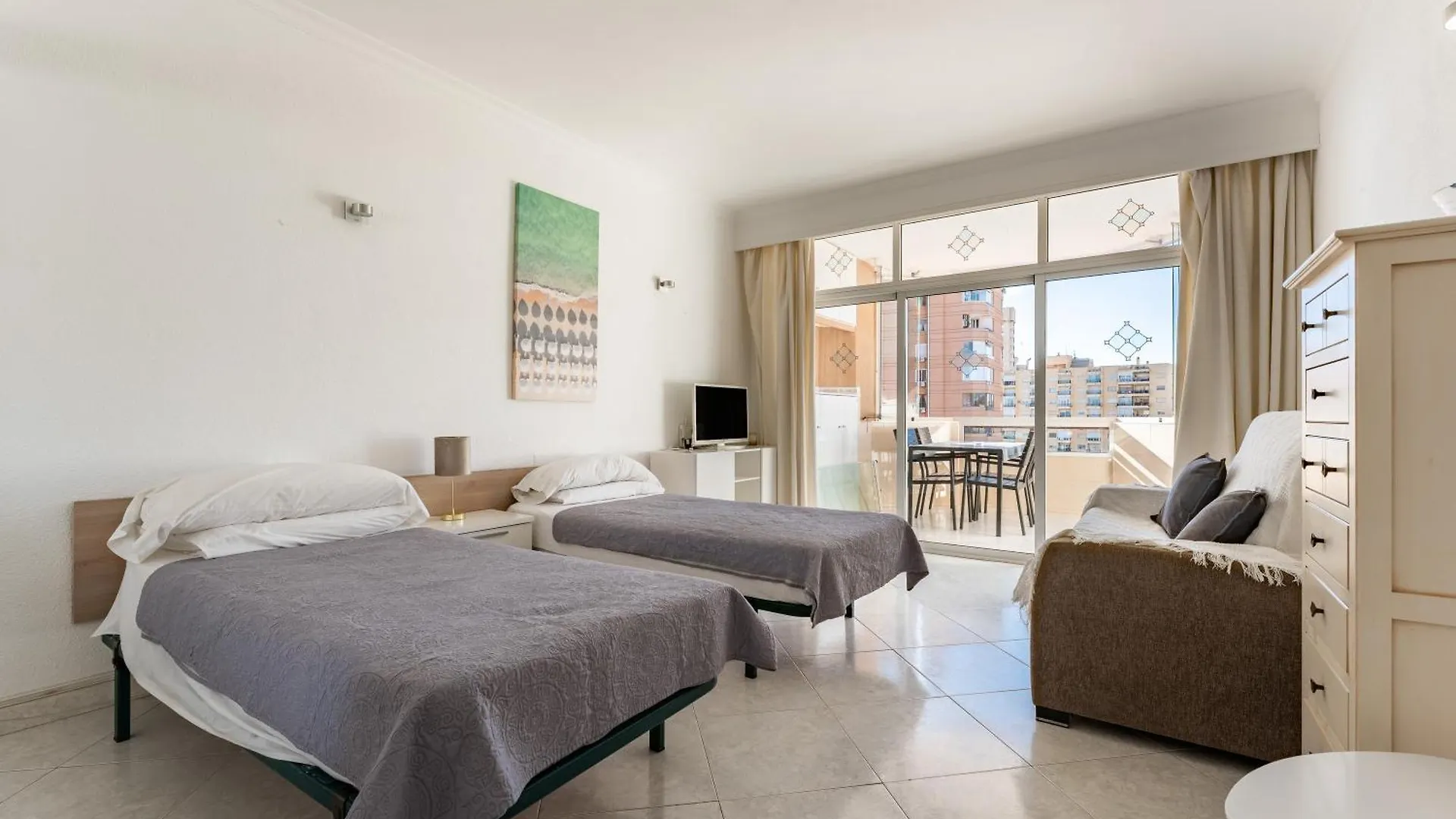 Sunny Studio With Seaview Fuengirola 0*,  Spain
