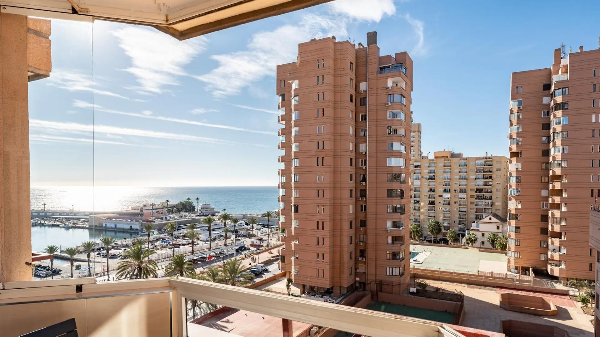 Sunny Studio With Seaview Fuengirola Apartment